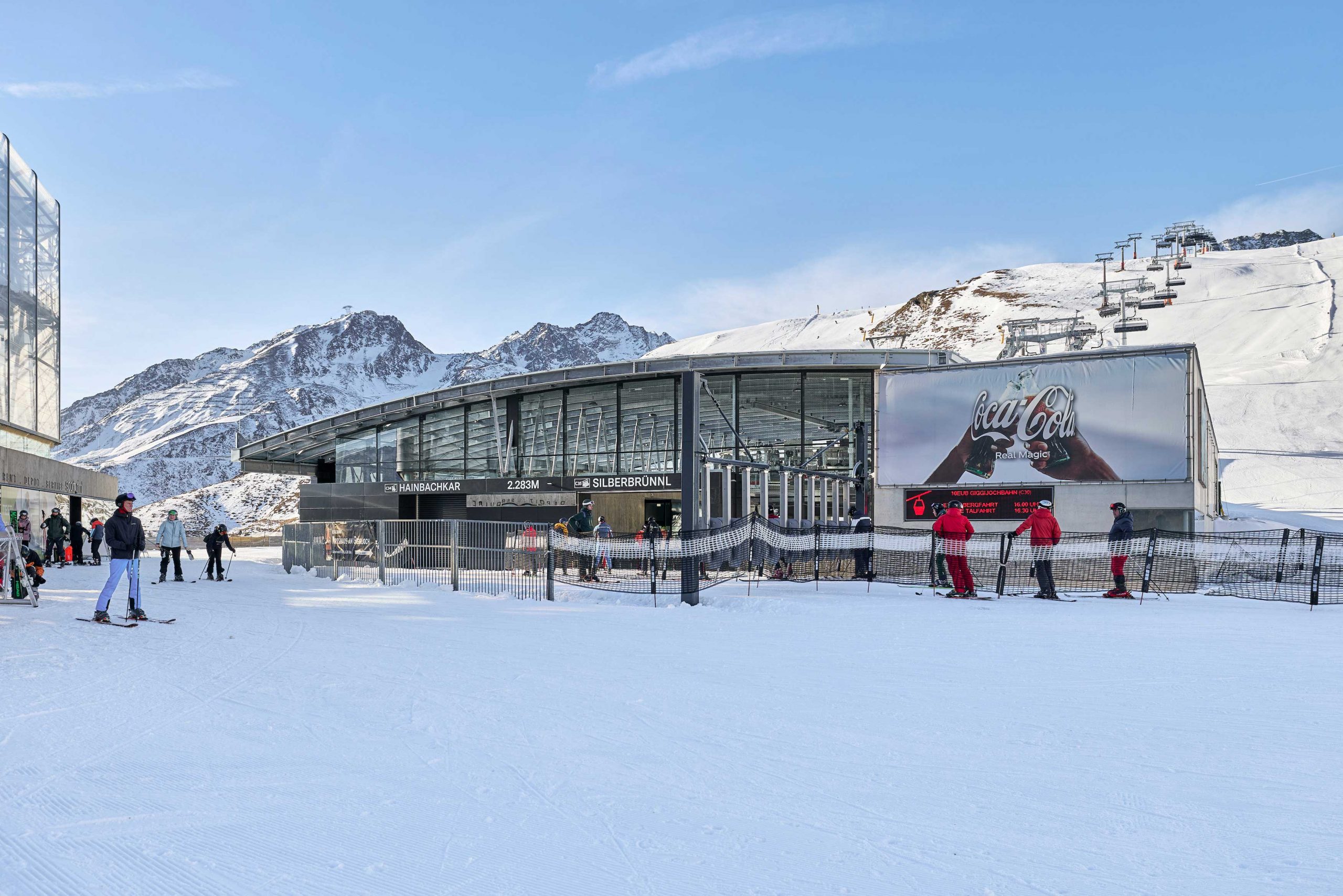 Talstation im Skigebiet Sölden