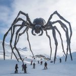 Maman-Skulptur auf der Piste: Günther Aloys will Ischgl noch spektakulärer machen