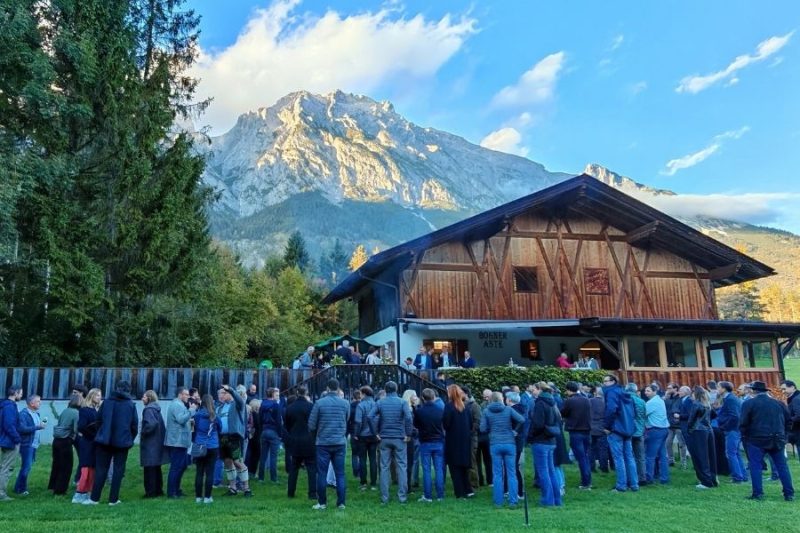 Jubiläumsfeier in Absam in Tirol: 35 Jahre Alpine Engineering